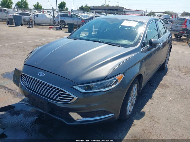 2018 Ford Fusion Energi Se Luxury მანქანა იყიდება აუქციონზე, vin: 3FA6P0PU6JR110220, აუქციონის ნომერი: 45414861