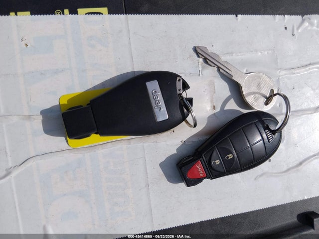 2019 Jeep Cherokee Latitude 4x4 მანქანა იყიდება აუქციონზე, vin: 1C4PJMCX9KD281903, აუქციონის ნომერი: 45414865