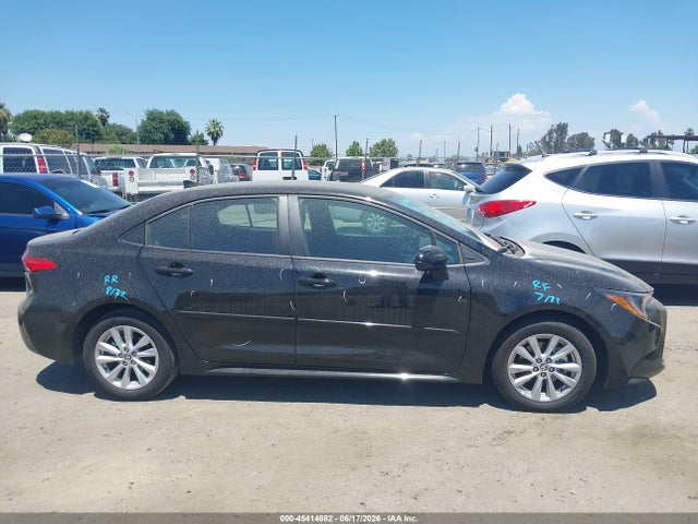 Toyota COROLLA LE 2025 5YFB4MDE2SP352175 Image 14