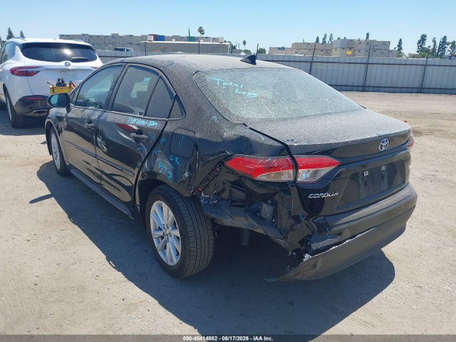 Toyota COROLLA LE 2025 5YFB4MDE2SP352175 Image 3