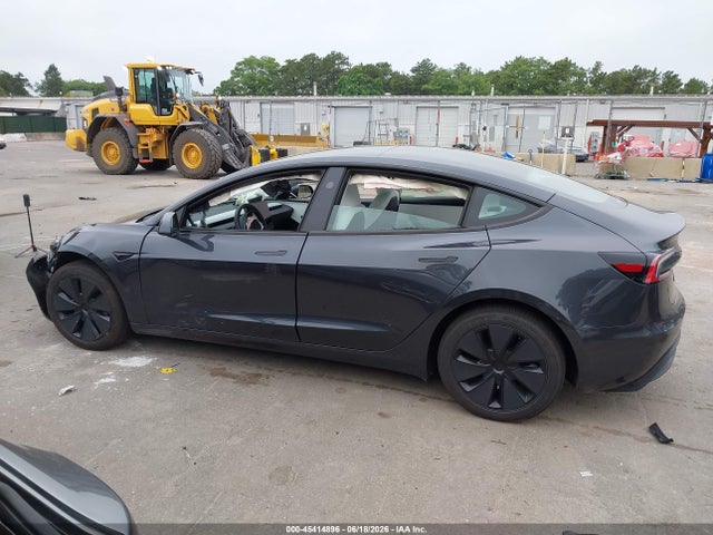 45414896 :رقم المزاد ، 5YJ3E1EAXSF998975 vin ، 2025 Tesla Model 3 Long Range Rear-wheel Drive/standard Rear-wheel Drive مزاد بيع
