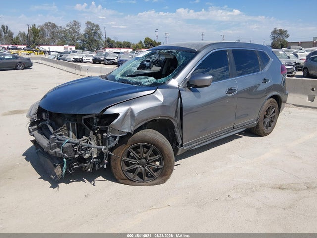 Nissan ROGUE S 2018 KNMAT2MT3JP618983 Image 2