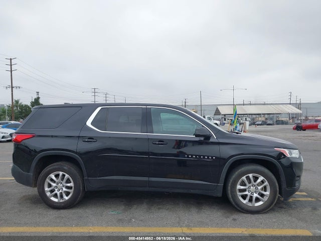 Chevrolet Traverse Ls 2019 1GNERFKW1KJ161039 Image 14