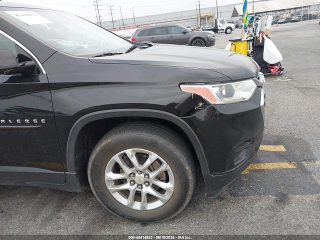 Chevrolet Traverse Ls 2019 1GNERFKW1KJ161039 Image 18
