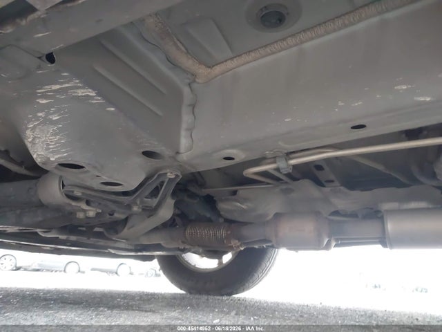 Chevrolet Traverse Ls 2019 1GNERFKW1KJ161039 Image 21