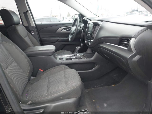 Chevrolet Traverse Ls 2019 1GNERFKW1KJ161039 Image 5
