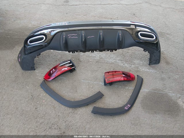 W1N4M4GB0RW375846 Mercedes-Benz GLB 250