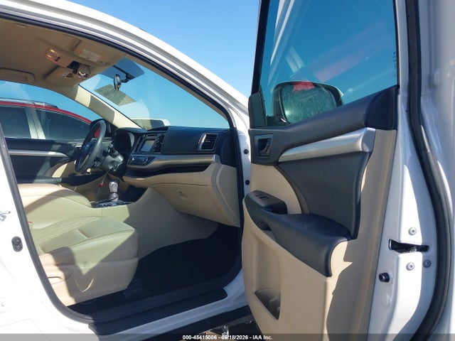 Toyota Highlander Le Plus V6 2015 5TDBKRFH1FS105379 Image 5