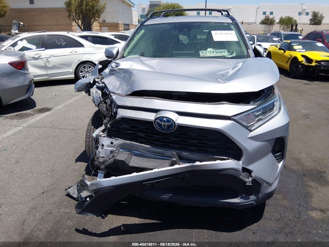 JTMRWRFV3KD038573 Toyota Rav4 Hybrid Xle