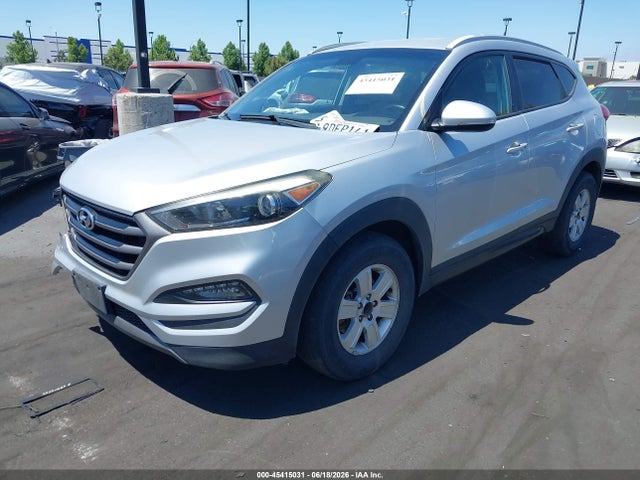 Hyundai Tucson Sport 2016 KM8J3CA25GU123675 Image 2