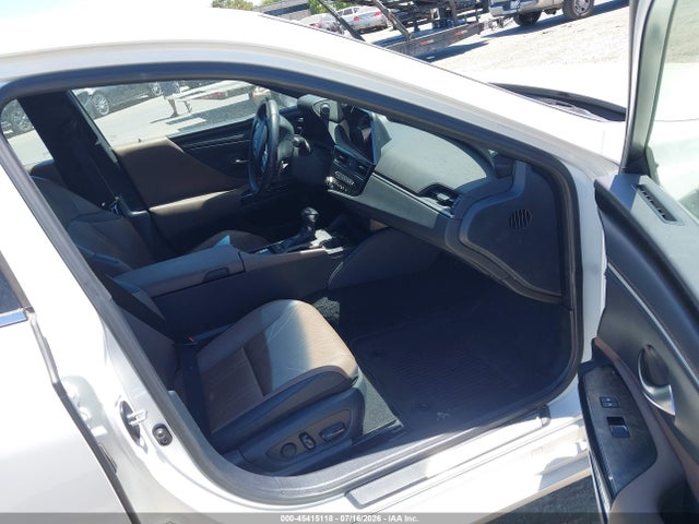 Aukcja sprzedaży 2023 Lexus Es 300h Luxury, vin: 58AEA1C18PU032232, numer aukcji: 45415118