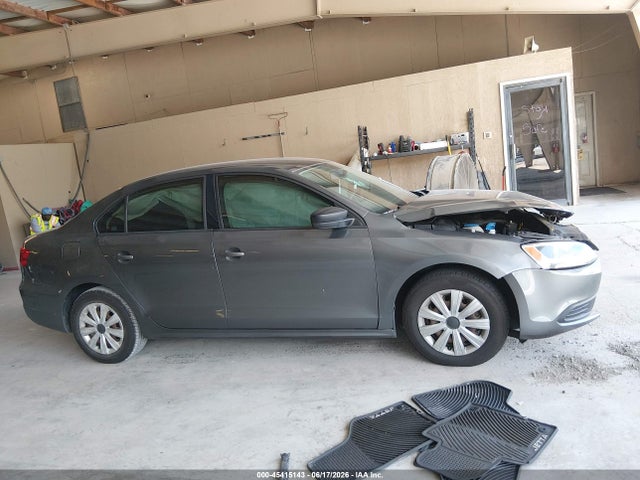 Продажа на аукционе авто 2014 Volkswagen Jetta 2.0l S, vin: 3VW2K7AJ7EM322588, номер лота: 45415143