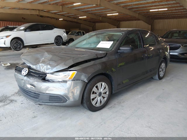 Продажа на аукционе авто 2014 Volkswagen Jetta 2.0l S, vin: 3VW2K7AJ7EM322588, номер лота: 45415143