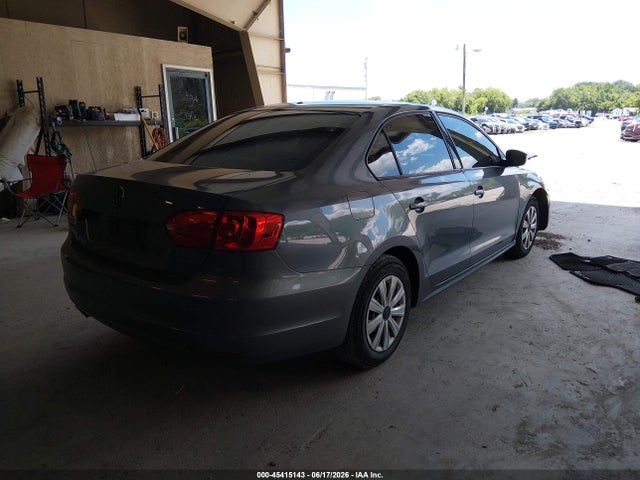 Продажа на аукционе авто 2014 Volkswagen Jetta 2.0l S, vin: 3VW2K7AJ7EM322588, номер лота: 45415143