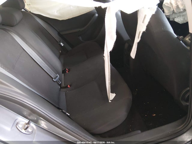 Продажа на аукционе авто 2014 Volkswagen Jetta 2.0l S, vin: 3VW2K7AJ7EM322588, номер лота: 45415143