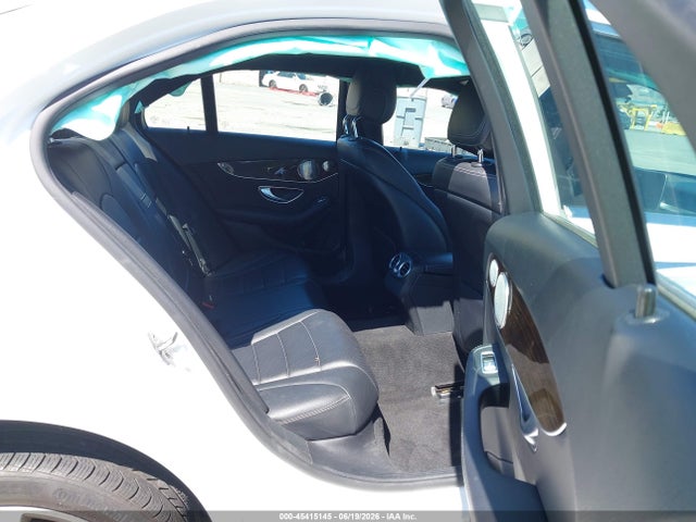 55SWF8DB0KU300126 Mercedes-Benz C 300