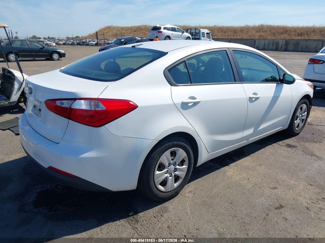KIA FORTE LX 2015 KNAFX4A67F5291623 Image 4