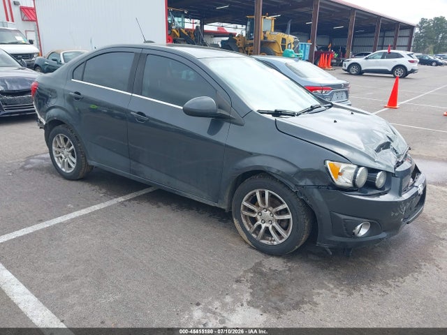 45415180 :رقم المزاد ، 1G1JC5SH2F4174903 vin ، 2015 Chevrolet Sonic Lt Auto مزاد بيع