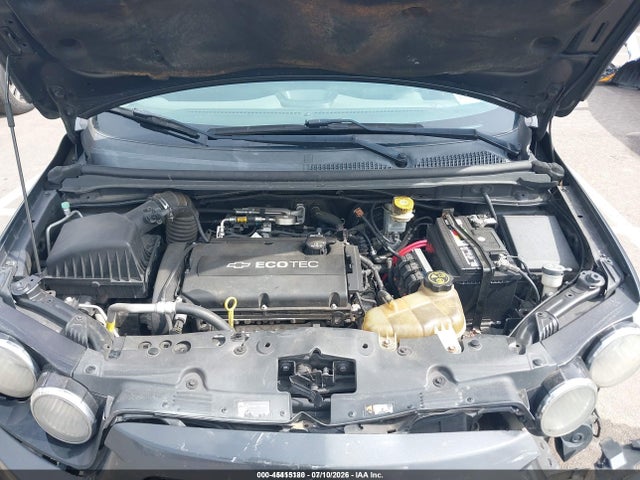 45415180 :رقم المزاد ، 1G1JC5SH2F4174903 vin ، 2015 Chevrolet Sonic Lt Auto مزاد بيع