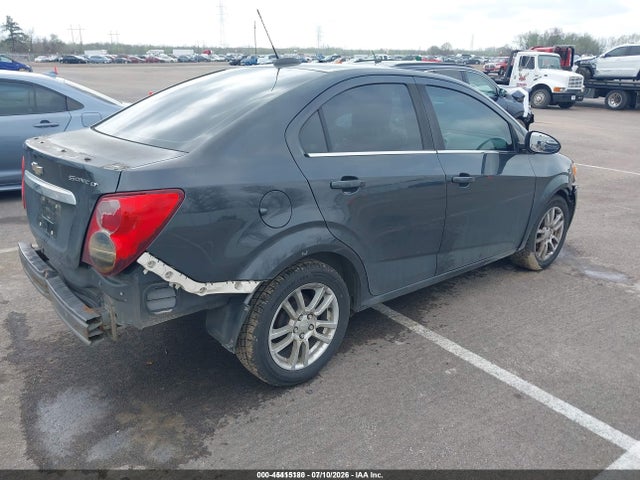45415180 :رقم المزاد ، 1G1JC5SH2F4174903 vin ، 2015 Chevrolet Sonic Lt Auto مزاد بيع