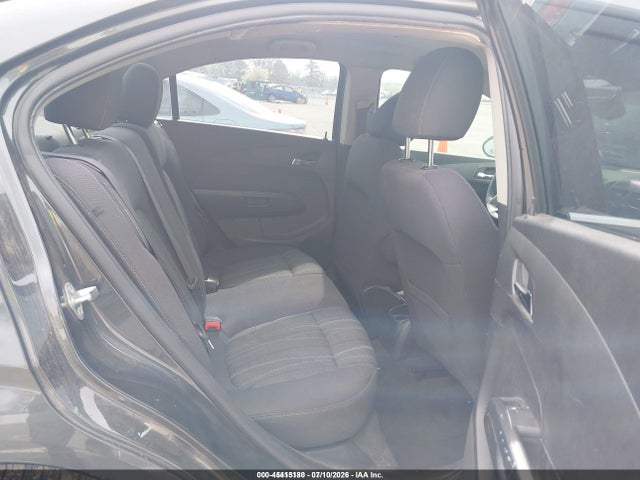 45415180 :رقم المزاد ، 1G1JC5SH2F4174903 vin ، 2015 Chevrolet Sonic Lt Auto مزاد بيع