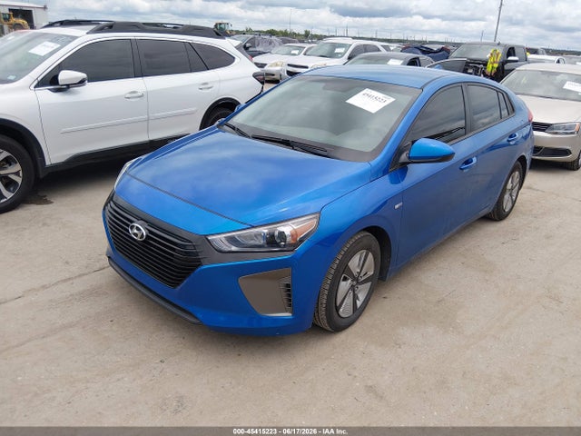 Auction sale of the 2017 Hyundai Ioniq Hybrid Blue, vin: KMHC65LC4HU045554, lot number: 45415223