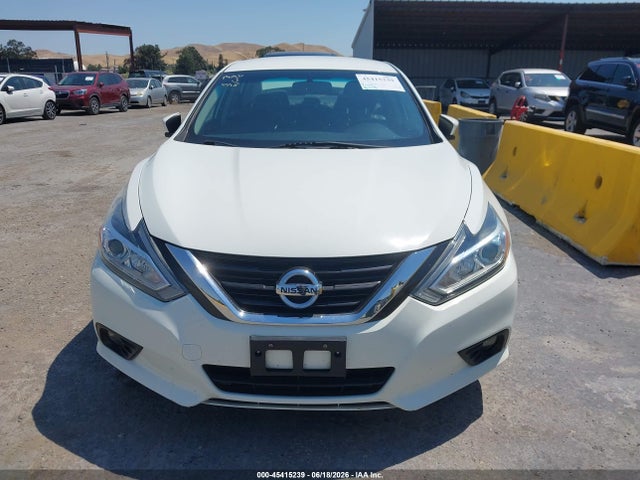Продаж на аукціоні авто 2018 Nissan Altima 2.5 Sl, vin: 1N4AL3AP7JC144496, номер лоту: 45415239