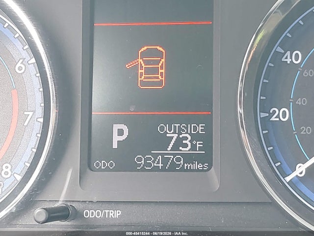 Toyota COROLLA LE 2018 5YFBURHE9JP825494 Image 7