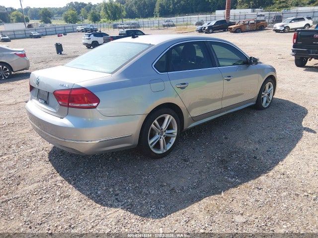 Aukcja sprzedaży 2014 Volkswagen Passat 2.0l Tdi Sel Premium, vin: 1VWCN7A38EC084605, numer aukcji: 45415254
