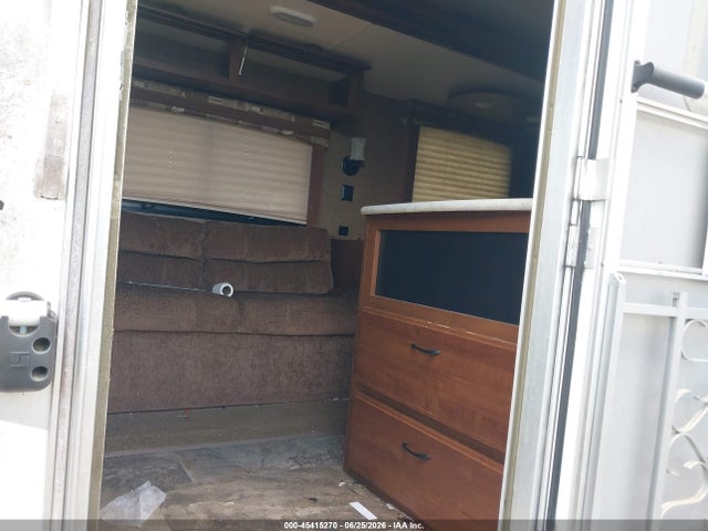 Jayco Jayfl184bh 2015 1UJBJ0BP8F1TN0124 Image 5