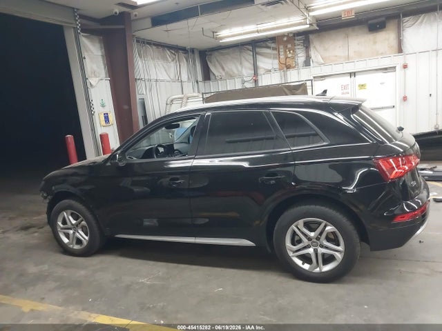 2018 Audi Q5 2.0t Premium/2.0t Tech Premium მანქანა იყიდება აუქციონზე, vin: WA1ANAFY3J2124756, აუქციონის ნომერი: 45415282