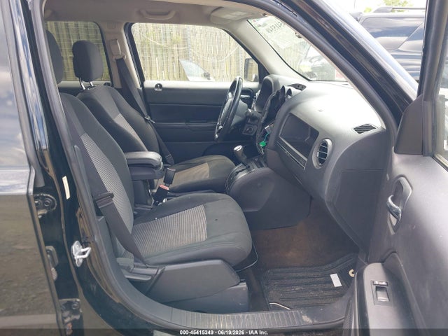 Jeep Patriot Latitude 2014 1C4NJRFB6ED659586 Image 5