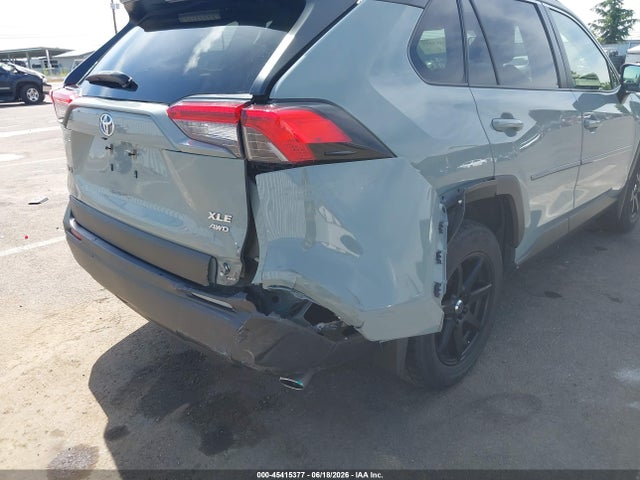 JTMA1RFV2KD512363 Toyota Rav4 Xle Premium