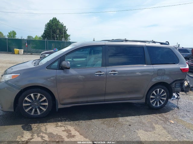 Продажа на аукционе авто 2018 Toyota Sienna Xle Premium 7 Passenger, vin: 5TDDZ3DC3JS192056, номер лота: 45415393
