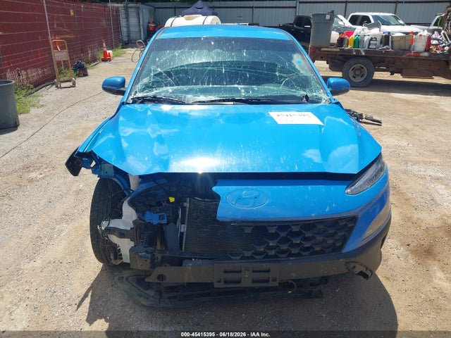 2022 Hyundai Kona Se მანქანა იყიდება აუქციონზე, vin: KM8K22AB6NU840634, აუქციონის ნომერი: 45415395