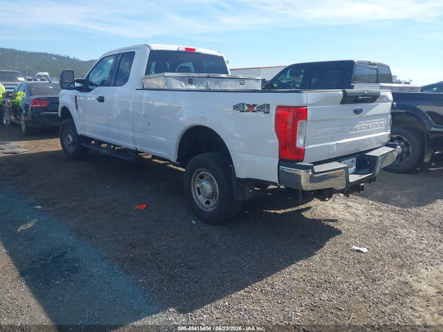 Ford F-350 Xlt 2017 1FT8X3B63HED34023 Image 3