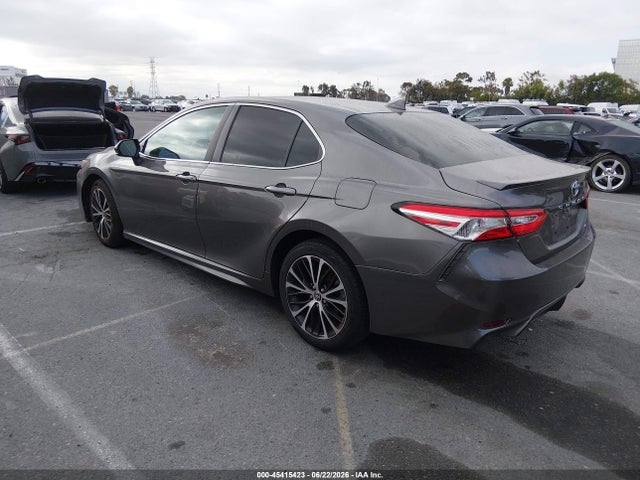 4T1G11AKXLU949095 Toyota CAMRY SE