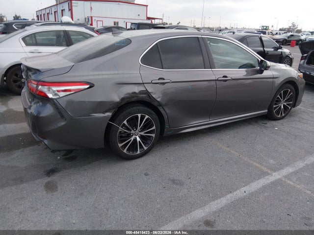 4T1G11AKXLU949095 Toyota CAMRY SE
