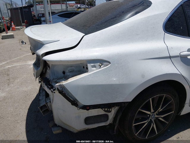 4T1G11AK9MU451696 Toyota CAMRY SE