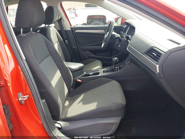3VWC57BU9KM071492 Volkswagen Jetta 1.4t R-line/1.4t S/1.4t Se