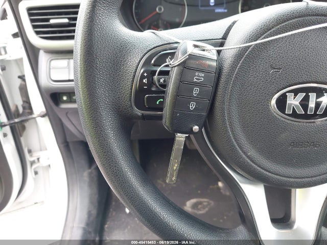 KIA Optima Lx 2017 5XXGT4L33HG153629 Image 11