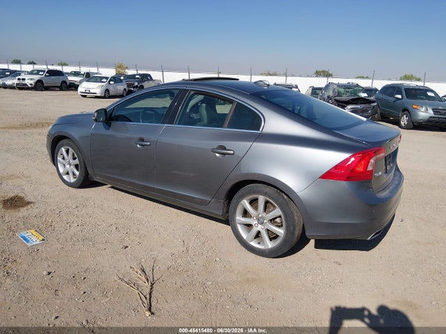 2016 Volvo S60 T5 Drive-e Premier მანქანა იყიდება აუქციონზე, vin: YV126MFK8G2413283, აუქციონის ნომერი: 45415480
