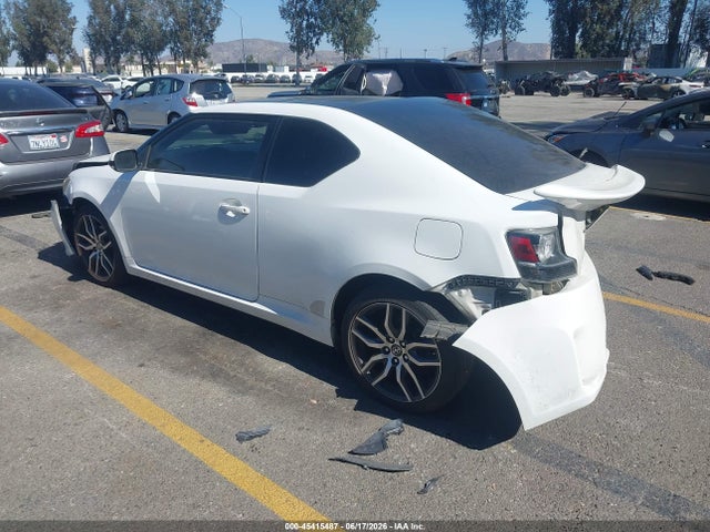 Scion TC 2014 JTKJF5C74E3067739 Image 3