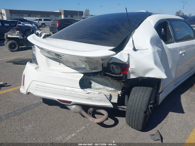Scion TC 2014 JTKJF5C74E3067739 Image 6