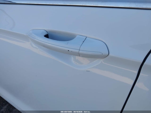 3FA6P0UU7JR243475 Ford Fusion Hybrid S