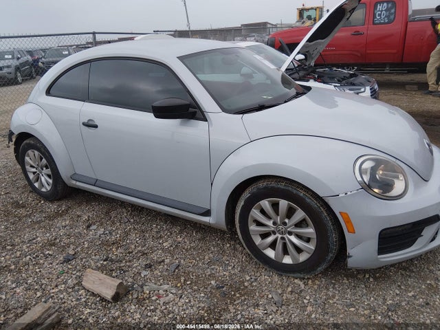 2017 Volkswagen Beetle #pinkbeetle/1.8t Classic/1.8t S მანქანა იყიდება აუქციონზე, vin: 3VWF17ATXHM623236, აუქციონის ნომერი: 45415498