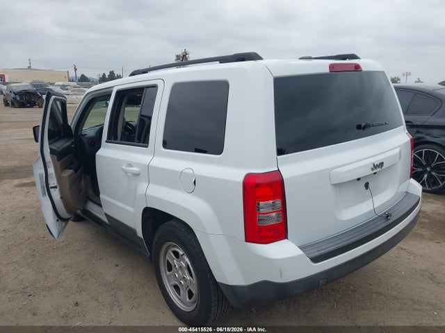 1C4NJPBA8GD524761 Jeep Patriot Sport