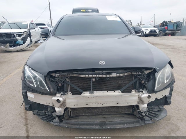 Mercedes-Benz E 300 2019 WDDZF4JB1KA629928 Image 13