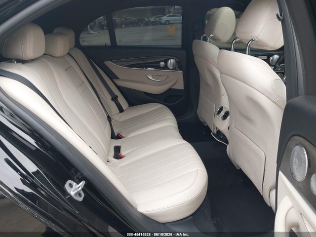 Mercedes-Benz E 300 2019 WDDZF4JB1KA629928 Image 8