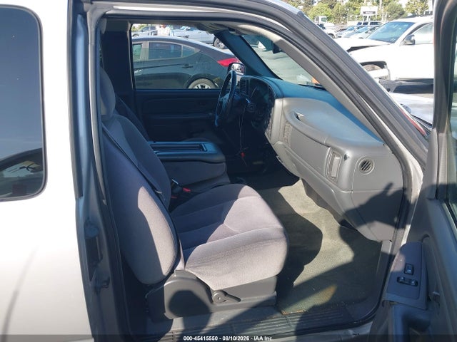 45415550 :رقم المزاد ، 2GTEC19V941192255 vin ، 2004 Gmc Sierra 1500 Sle مزاد بيع